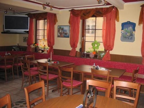 Hotel Krone Kappel Екстериор снимка