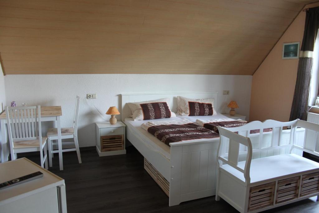 Hotel Krone Kappel Стая снимка