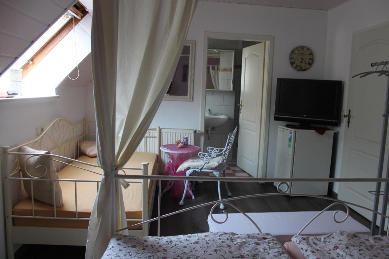 Hotel Krone Kappel Екстериор снимка